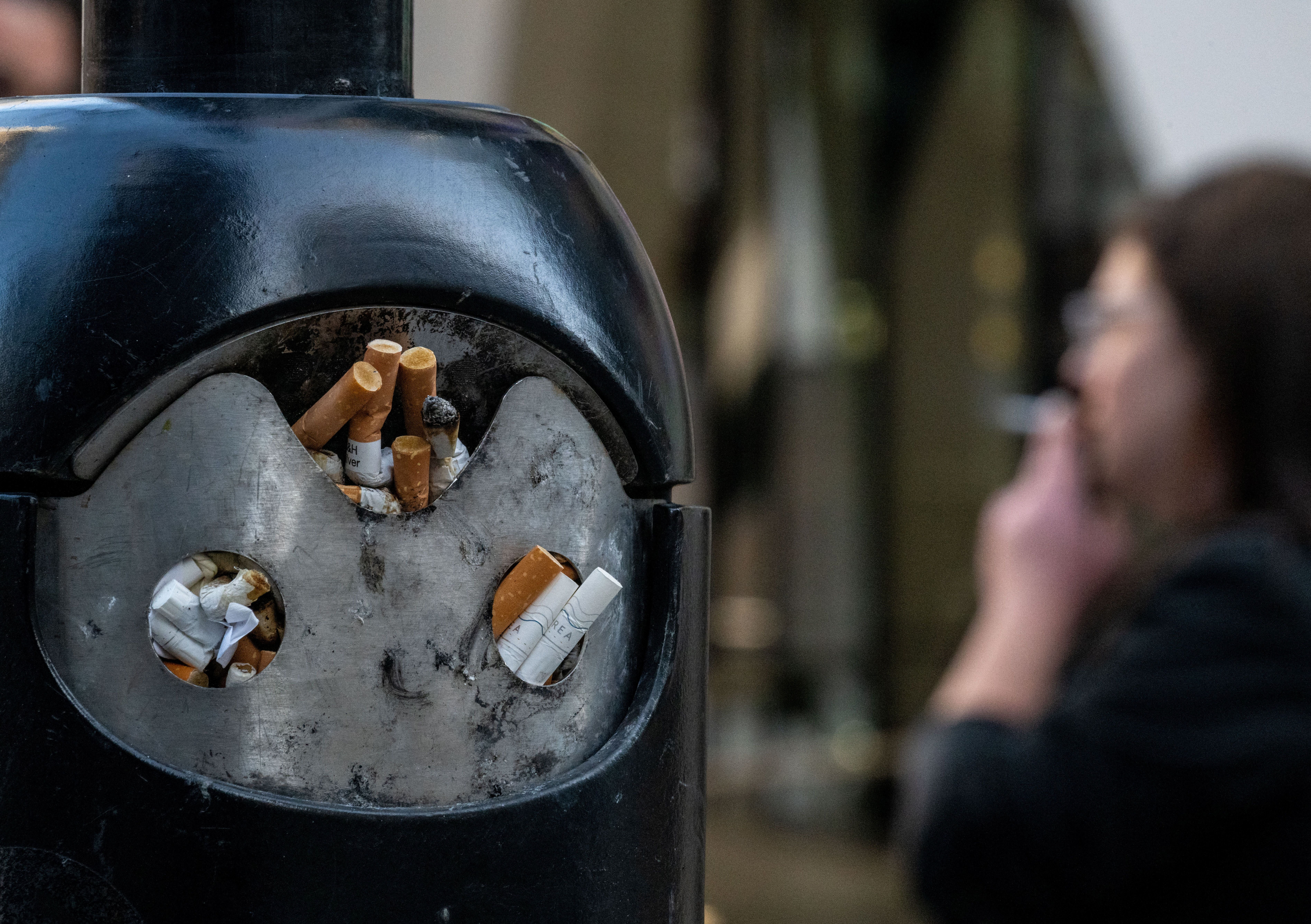 UK approves lifetime smoking ban for today’s under-18s