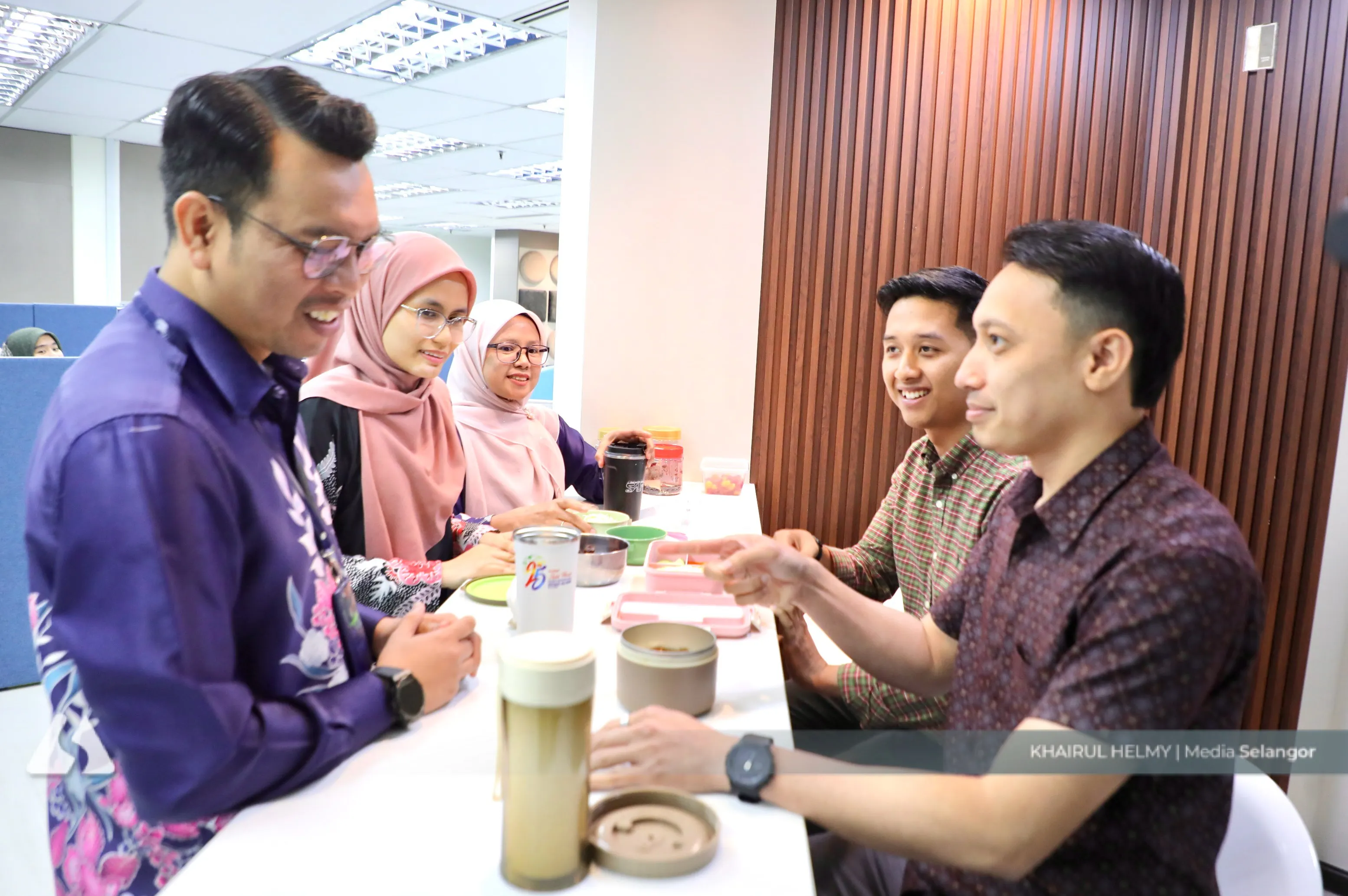 Bawa bekal pilihan penjawat awam, lebih bersih dan jimat