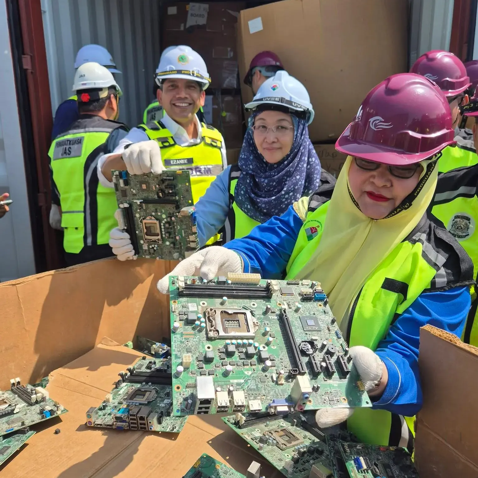 150非法电子垃圾集装箱  5月前退返原产国