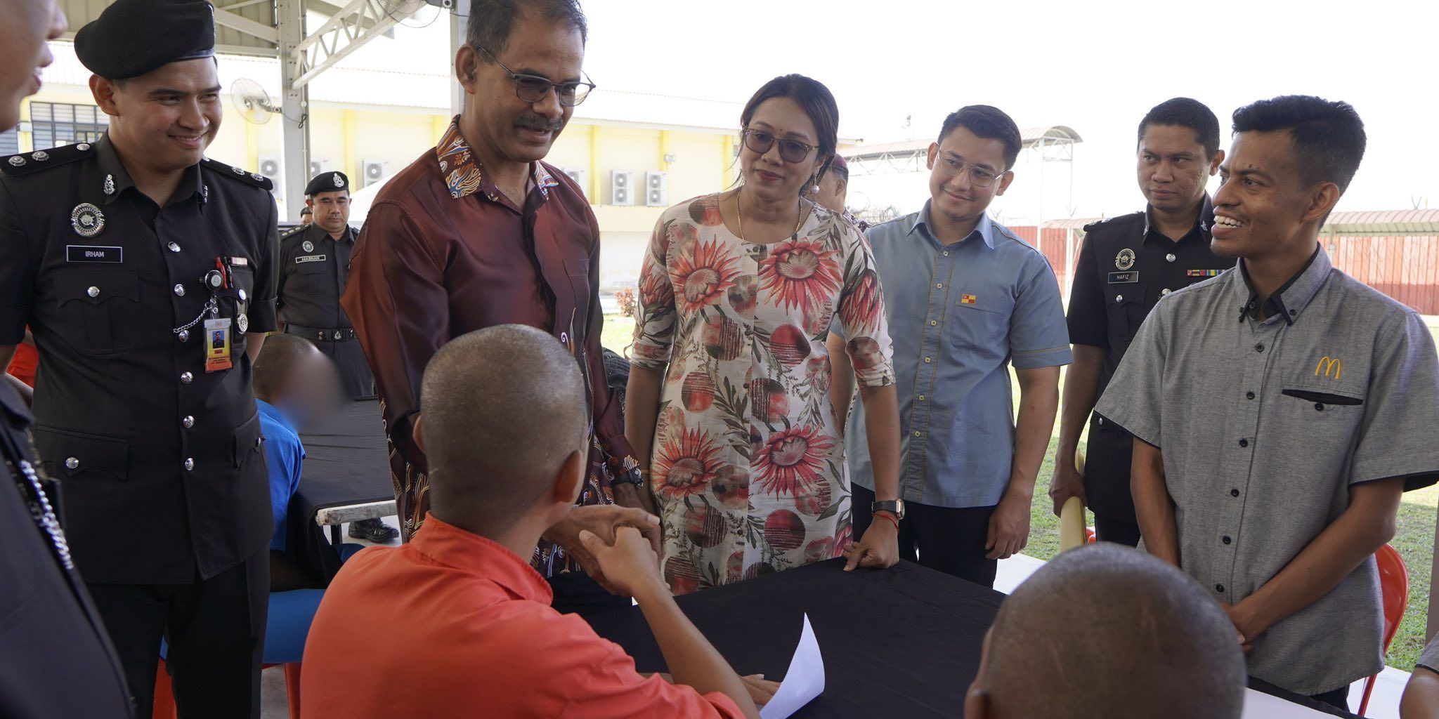 给予囚犯培训与工作机会  加强生产力与经济劳力