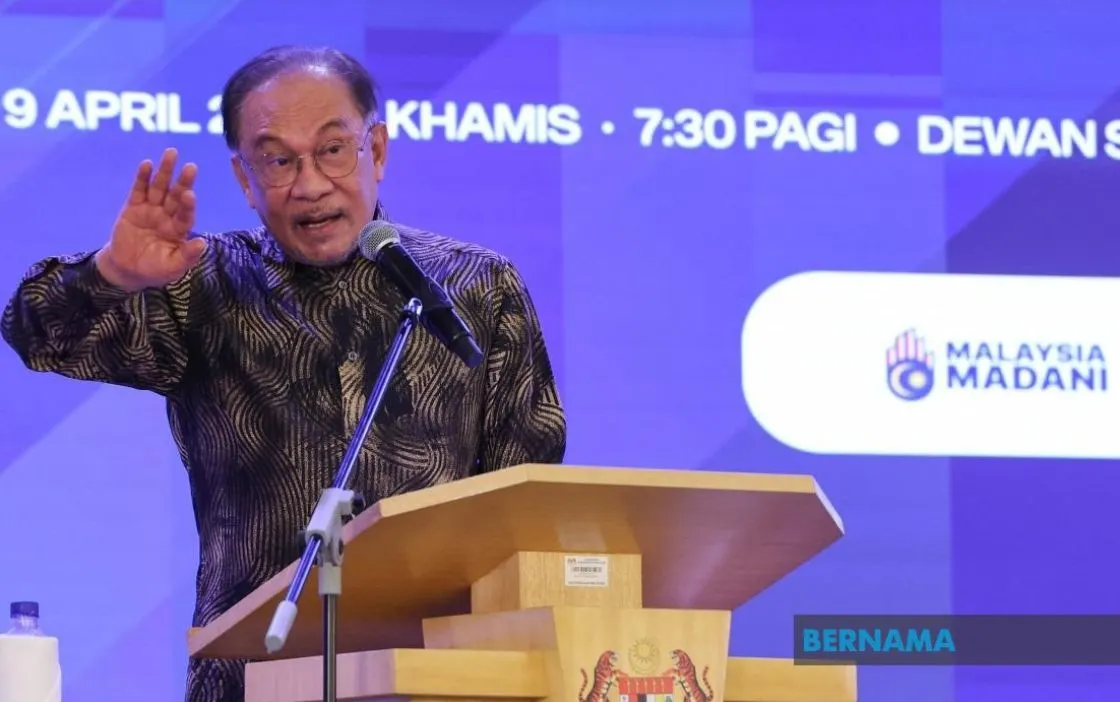 Dakwaan harga minyak hanya naik di Malaysia dangkal, mengelirukan 