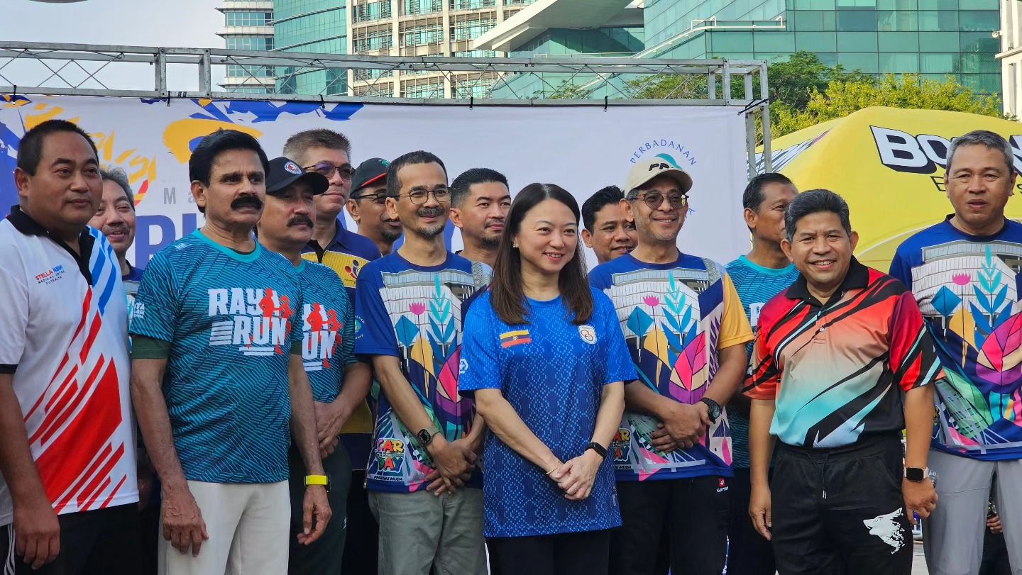 杨巧双：DBKL一万商贩 租金减半至2027年