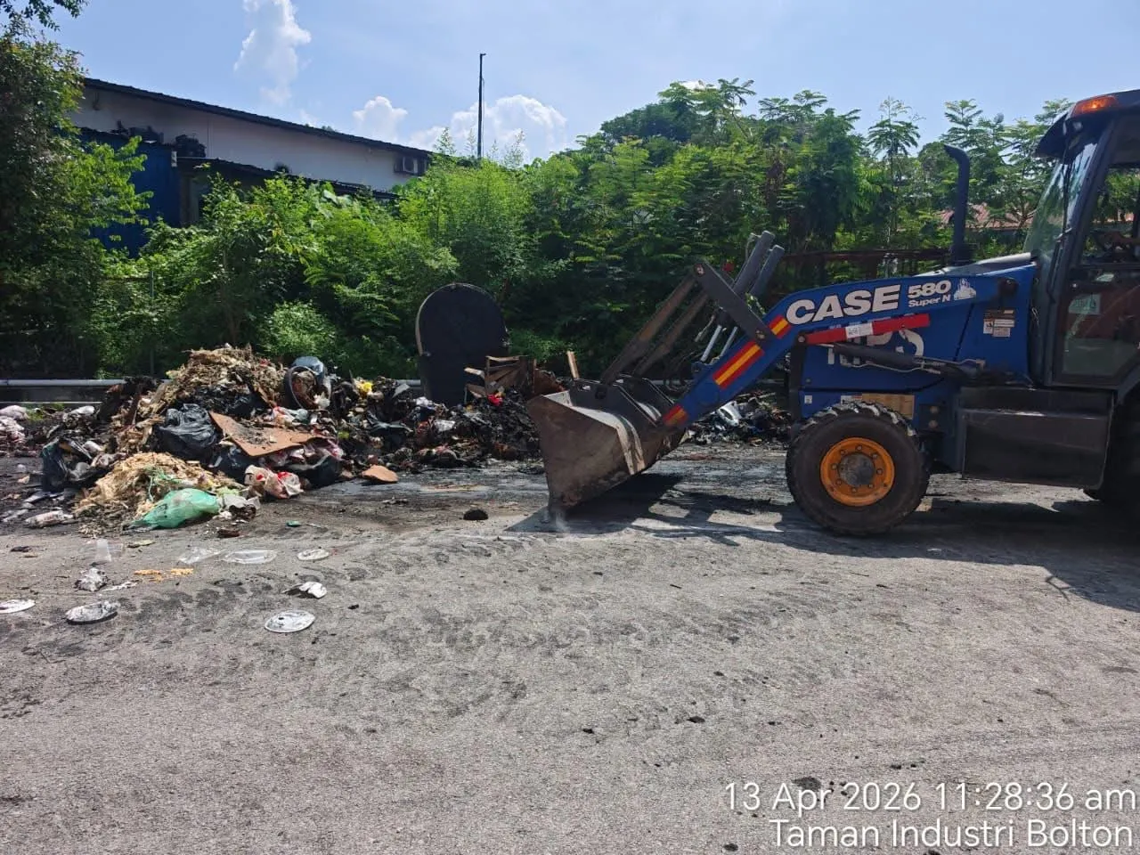 MPS bersih tapak sampah haram, kompaun hingga RM1,000 kepada pesalah