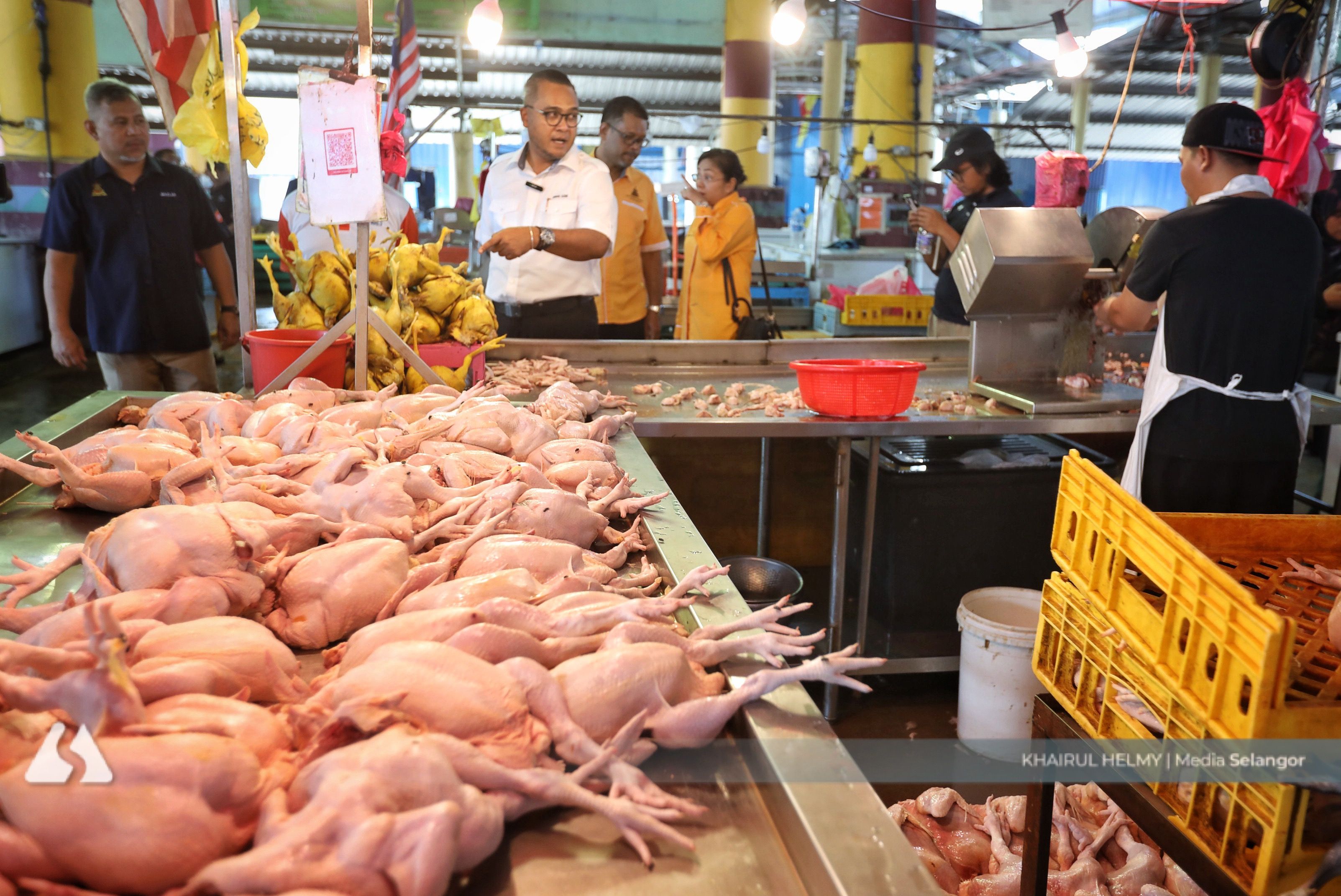 சிலாங்கூர் மொத்த விற்பனை சந்தையில் உணவுப் பொருட்களின் விநியோகம் போதுமானதாக உள்ளது