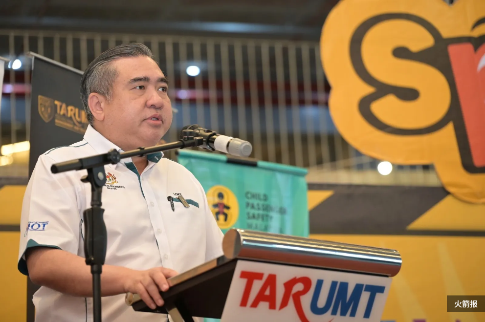 陆兆福吁年轻驾驶者保持耐心 保障自身与他人安全