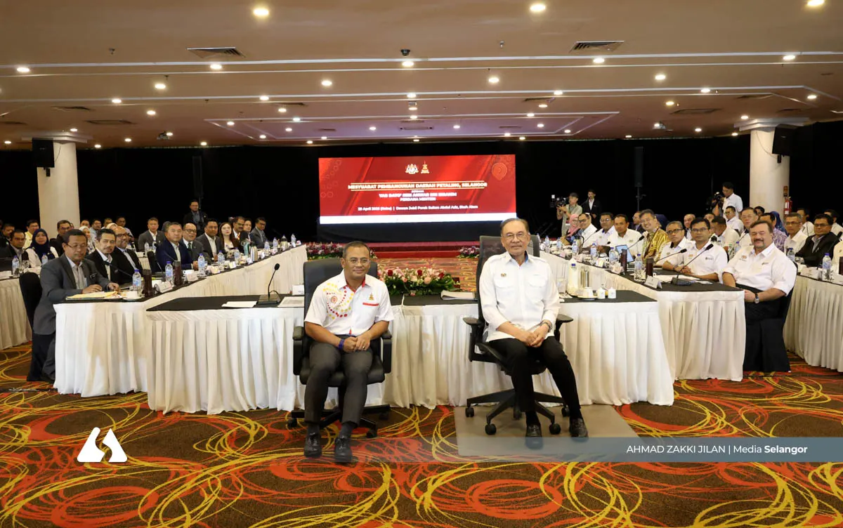 Isu banjir, sampah jadi tumpuan mesyuarat dipengerusikan Anwar