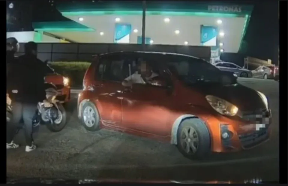 Polis cari pemandu Myvi pukul penunggang motosikal 