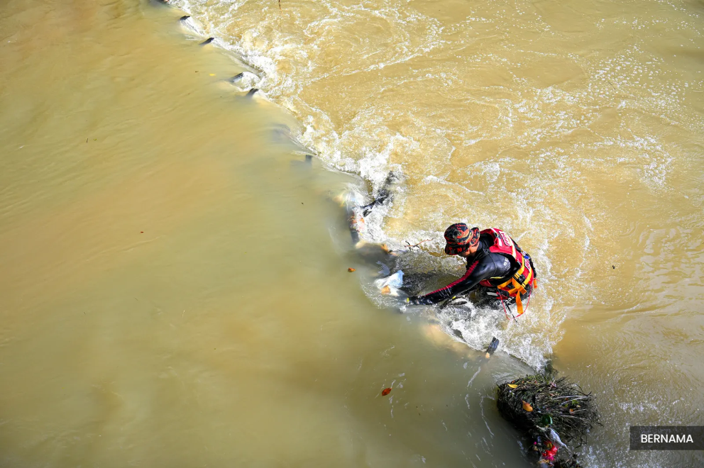 Fire Dept extends SAR radius for drowned girl to 29km