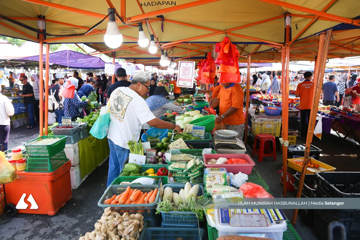 Peniaga pasar tani terhimpit, subsidi minyak belum cukup tampung kos