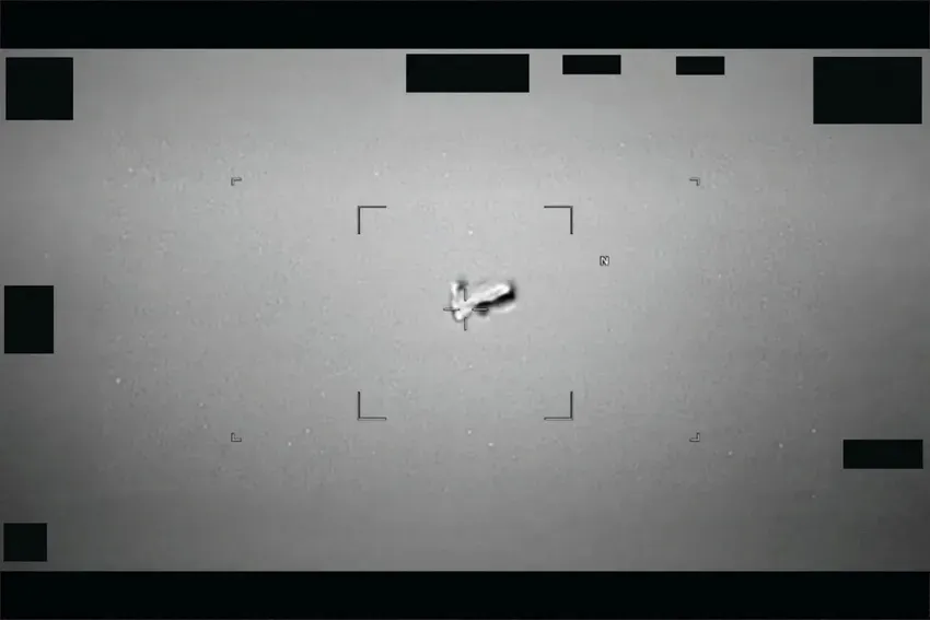 UFO தொடர்பாக முதல் ரகசிய ஆவணங்களை வெளியிட்ட அமெரிக்கா