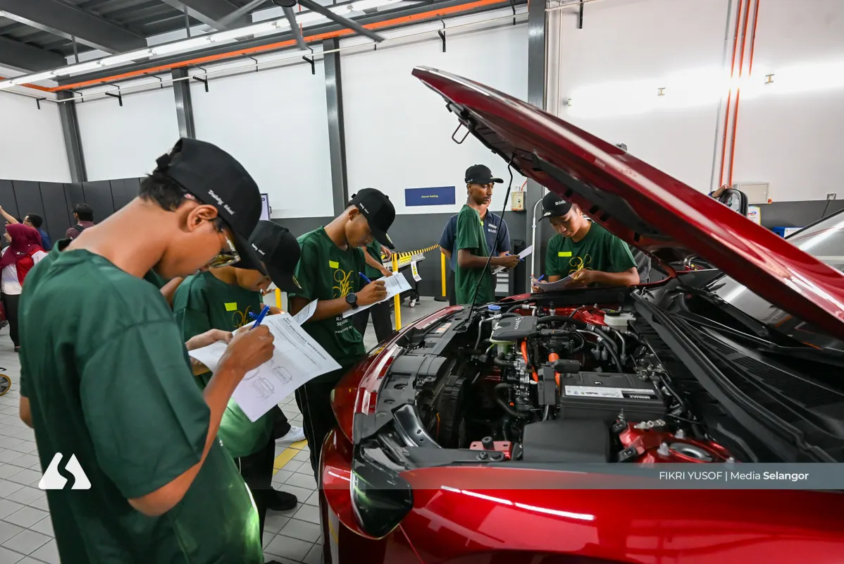 TVET students gain opportunity to enter hi-tech automotive field under YRMS