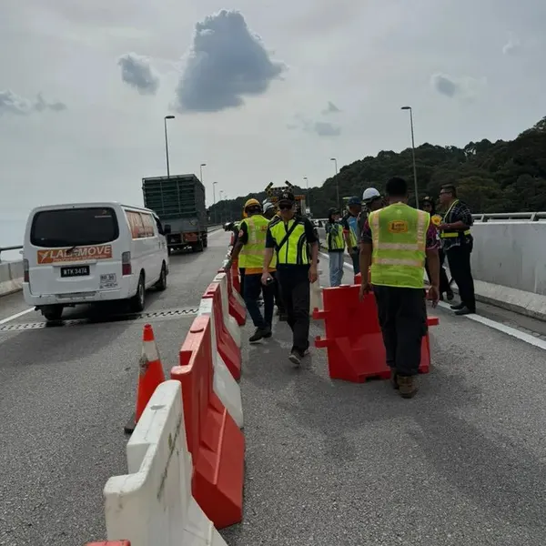 Rawang Bypass towards Serendah closed until 2.30pm