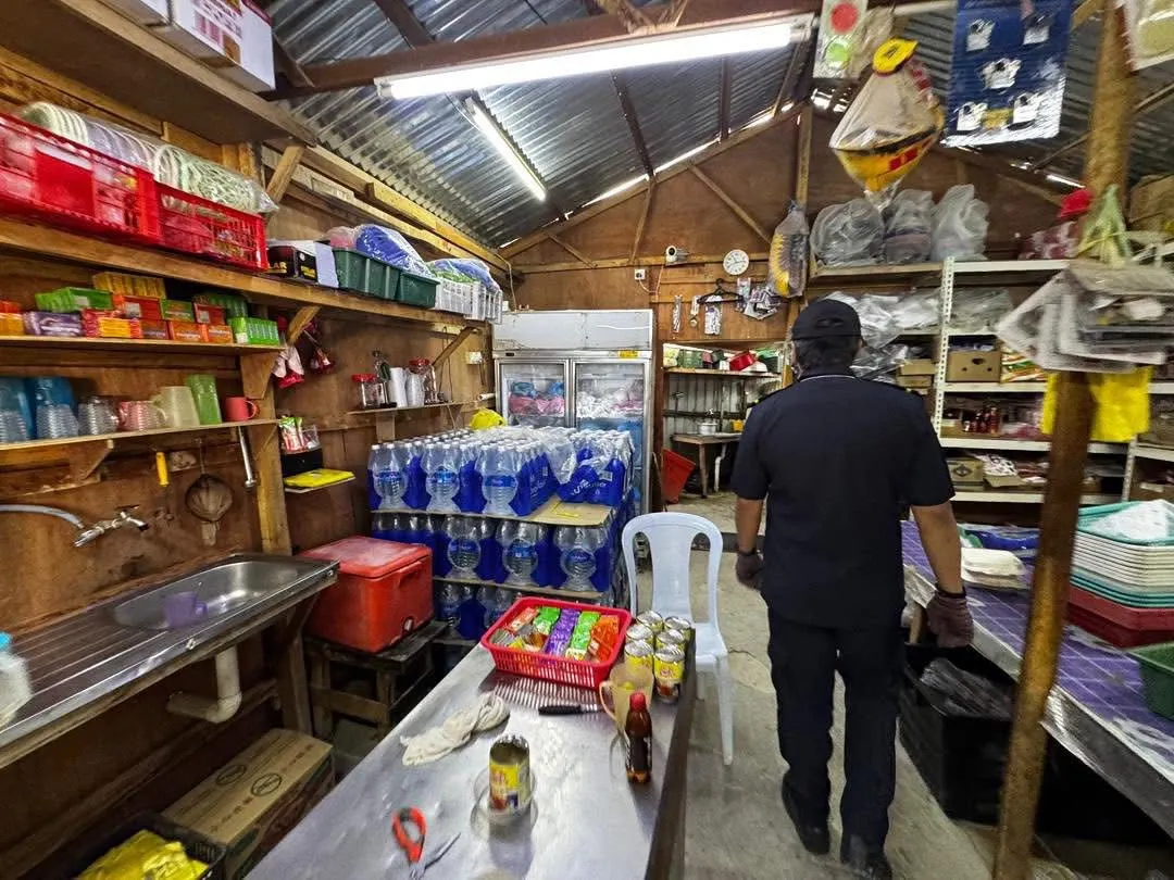 Four illicit construction-site canteens shuttered in Dengkil