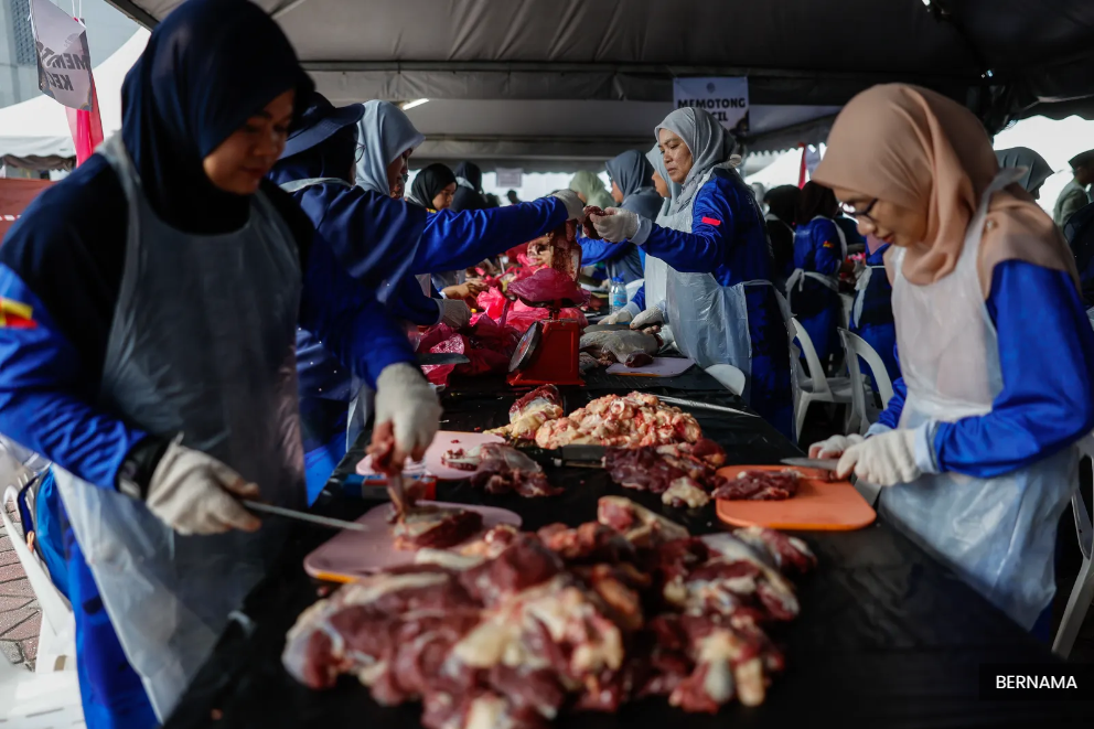 Aidiladha celebration at Shah Alam mosque more vibrant this year