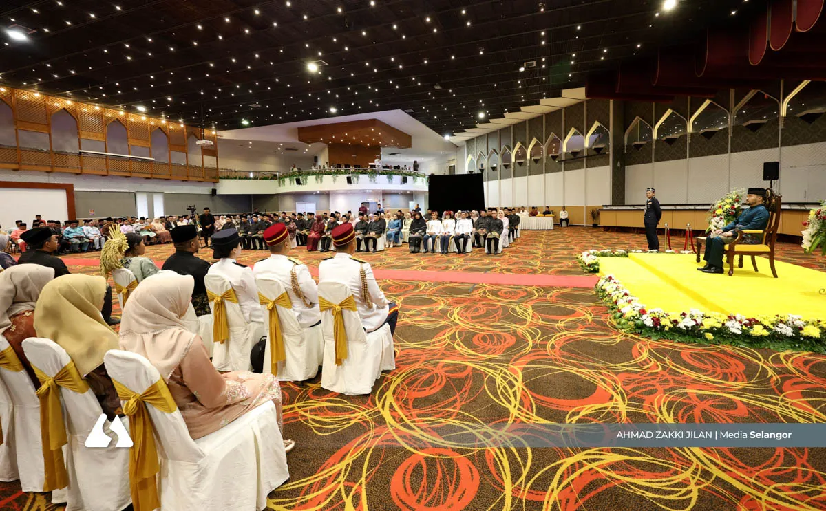 151 individu dari tujuh daerah dikurnia Pingat Negeri Selangor