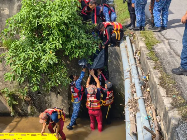 Kanak-kanak 11 tahun dipercayai terjatuh sungai ditemukan lemas