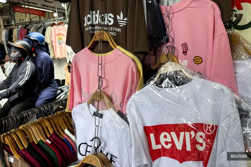 'Business as usual': Fakes, piracy thrive in Vietnam as US tariff deadline nears
