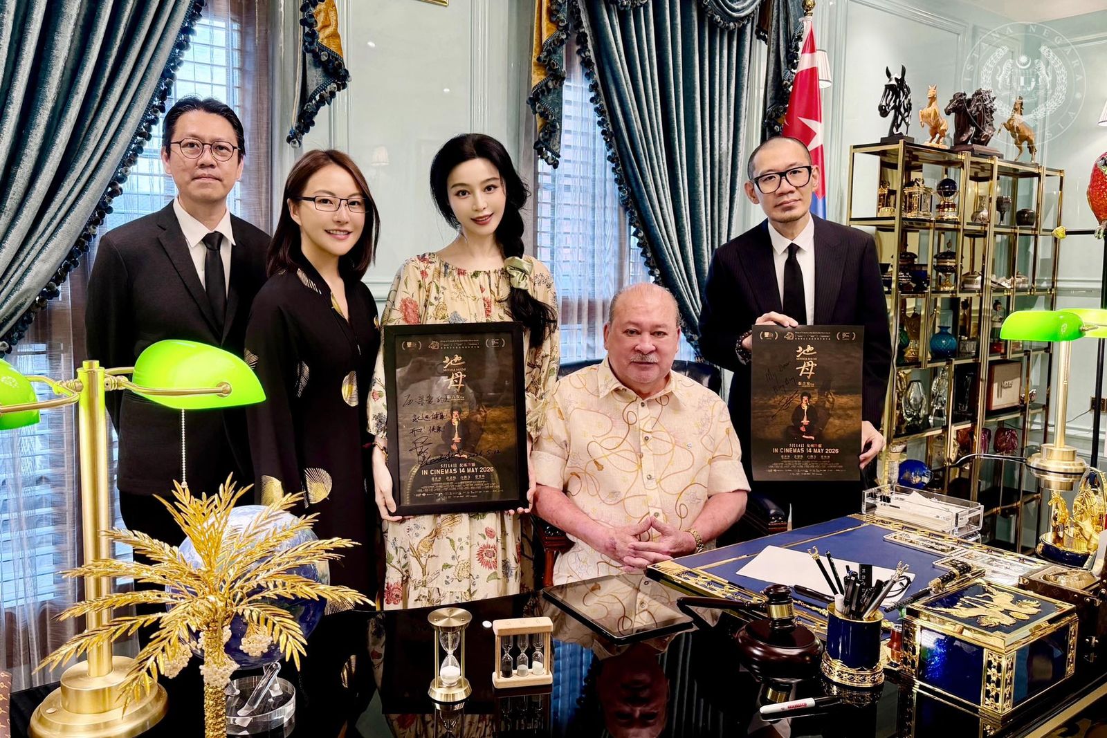 King grants audience to Melaka ambassador Fan Bingbing