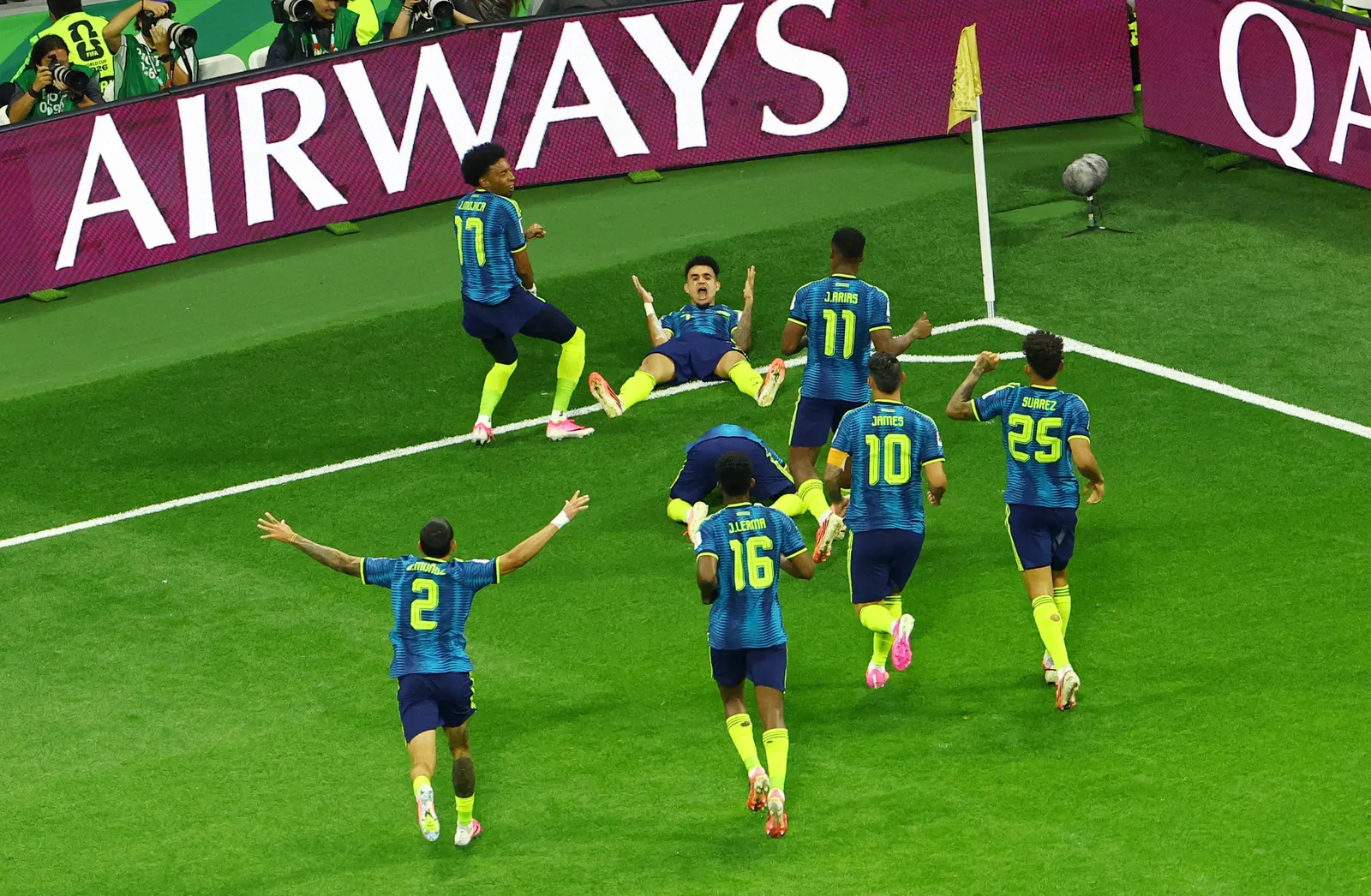Colombia put three past spirited debutants Uzbekistan
