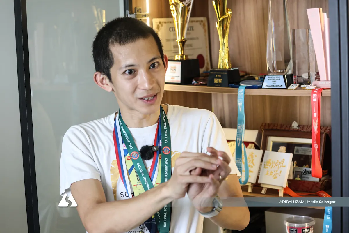 How a taxi driver’s son carried Malaysia to the top of the world
