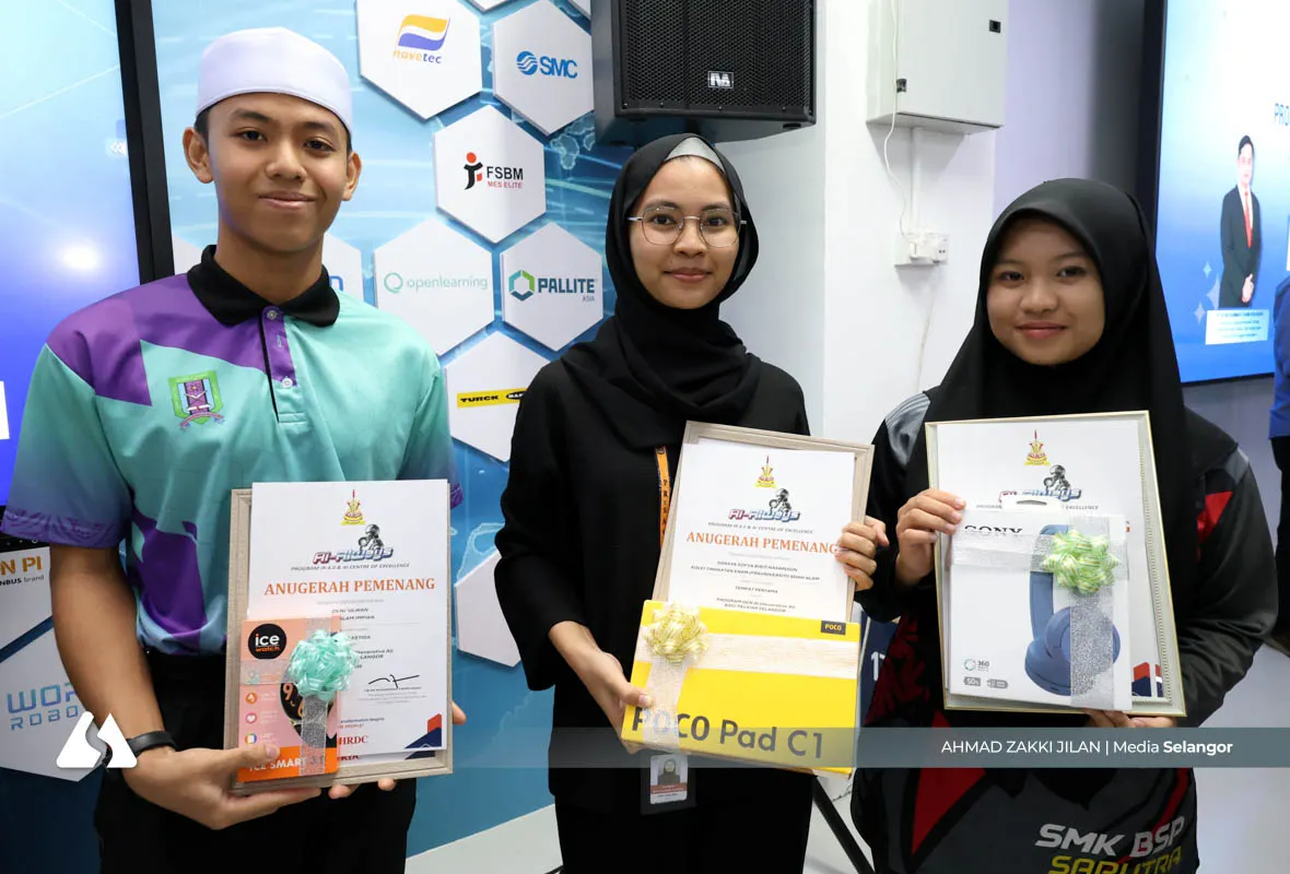 Selangor AI programme inspires students to think beyond chatbots