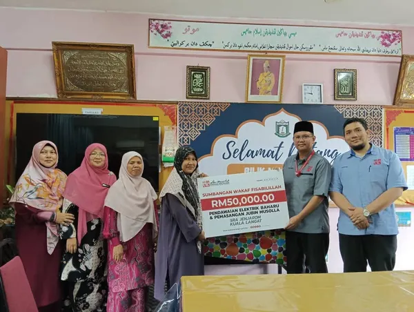 PWS sumbang RM50,000 naik taraf surau SRA Jenjarom