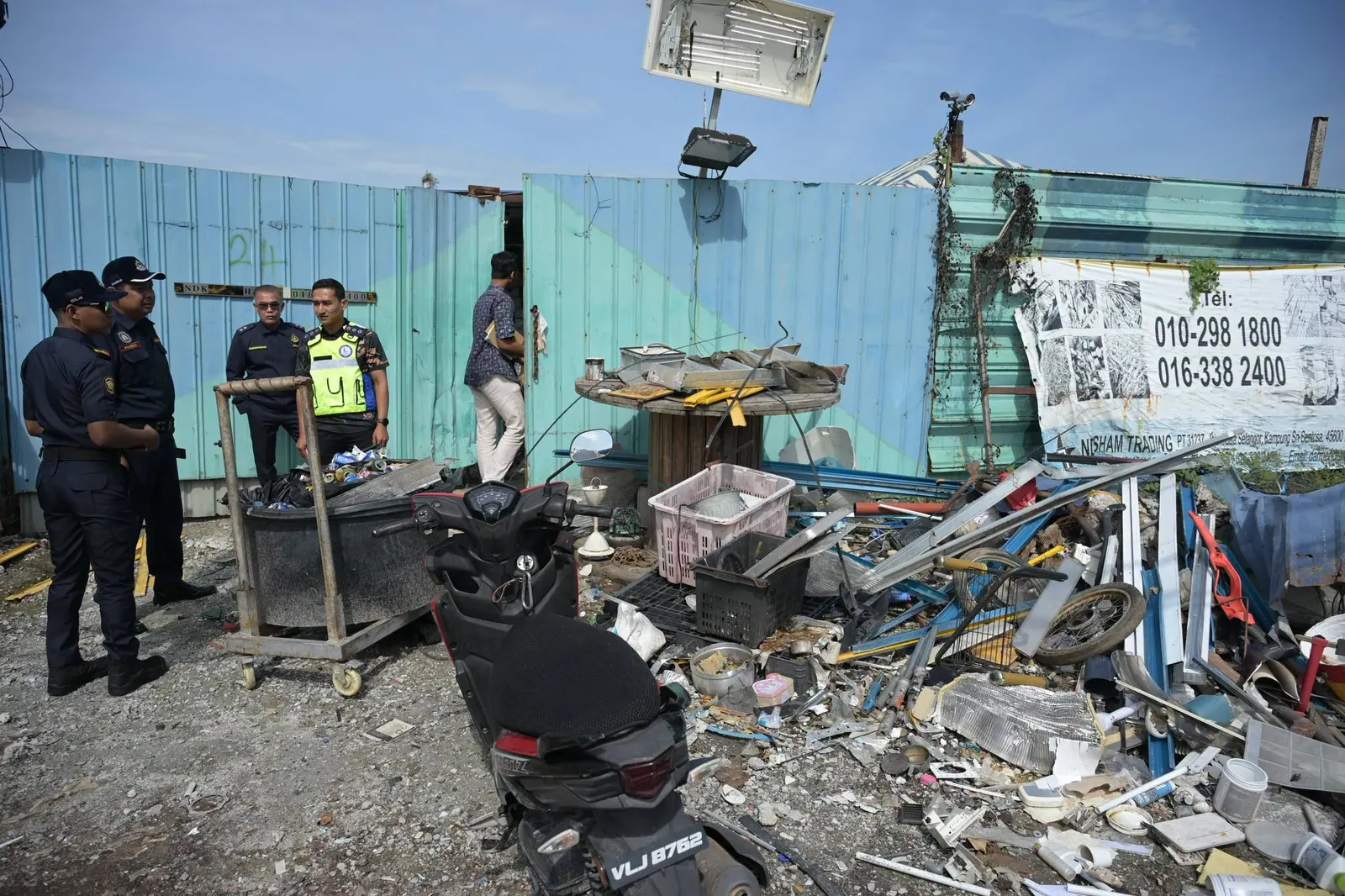 MPKS tutup tiga premis kitar semula haram di Kuala Selangor, keluar sembilan kompaun