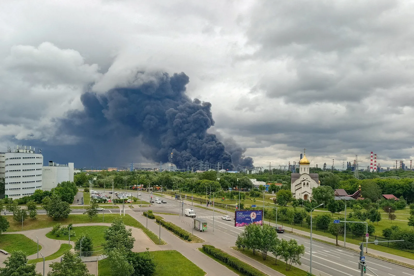 Ukrainian drones target Moscow, strike oil refinery