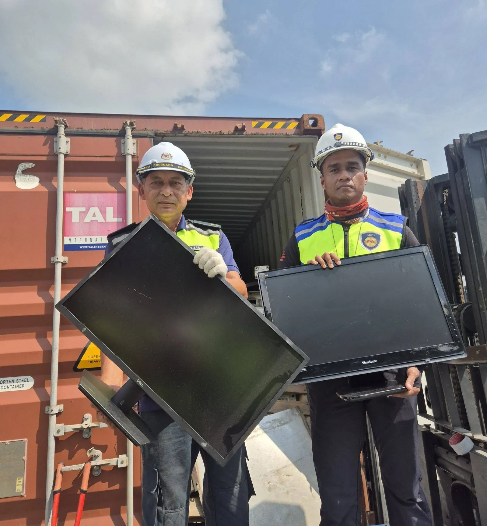 55 kontena e-sisa haram dihantar pulang ke negara asal, AKPS perketat kawalan