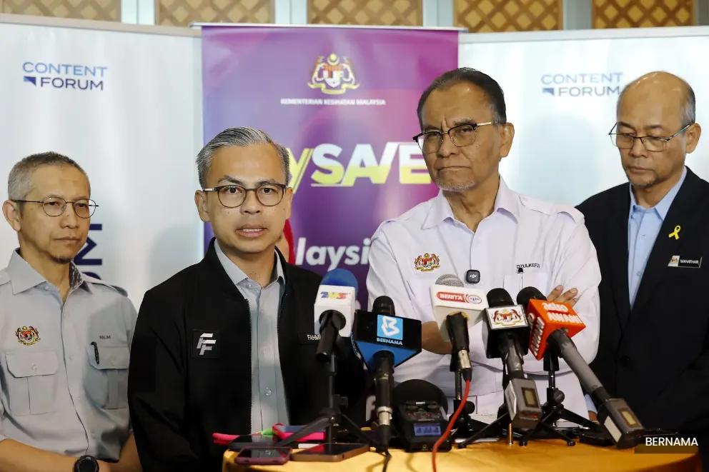 Responsible self-regulation preferred over new law on suicide reporting