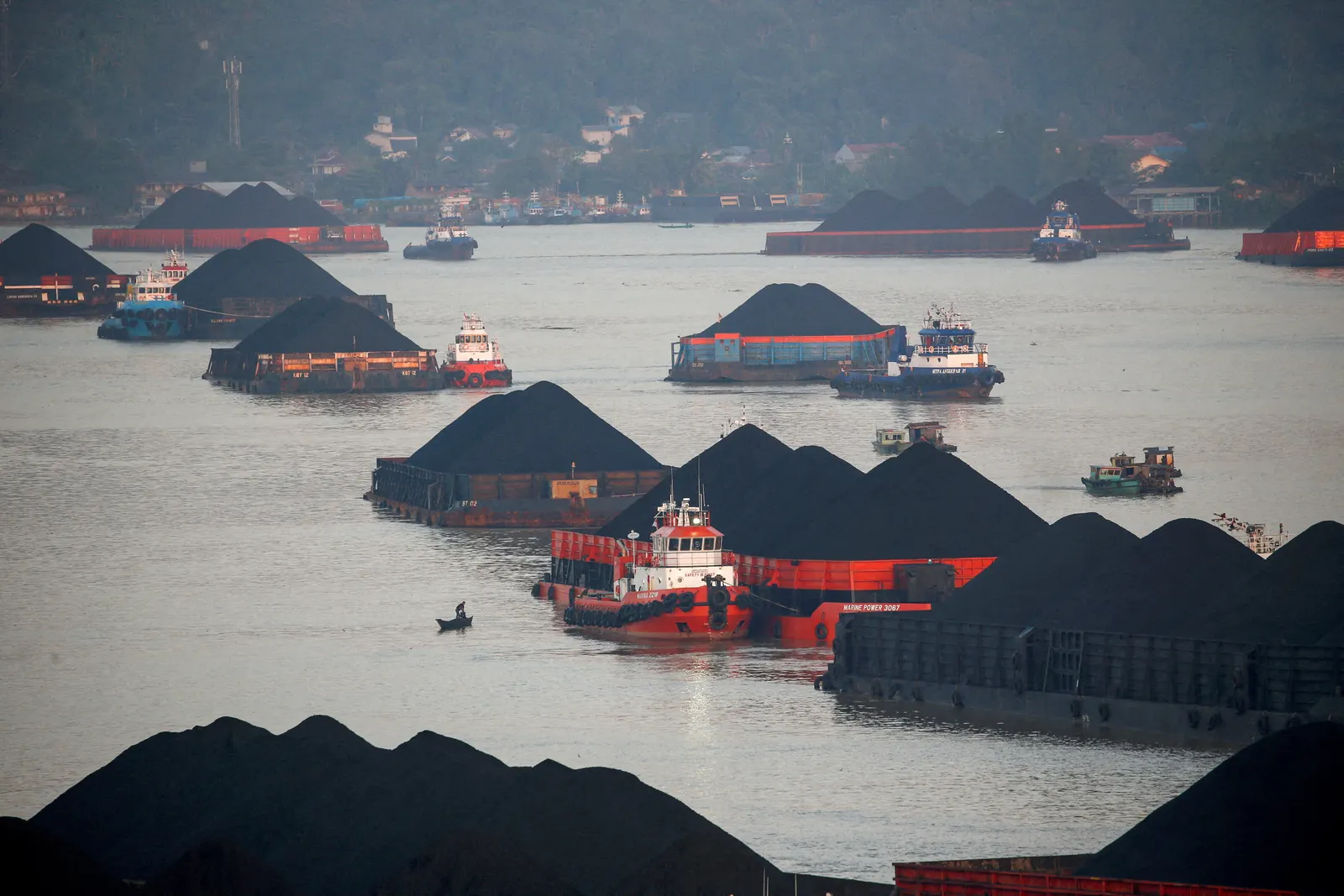 China mine disaster, Indonesia policy changes upend global coal market
