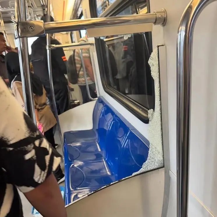 Lima cedera selepas tren laluan Kelana Jaya berhenti mengejut berhampiran Dang Wangi