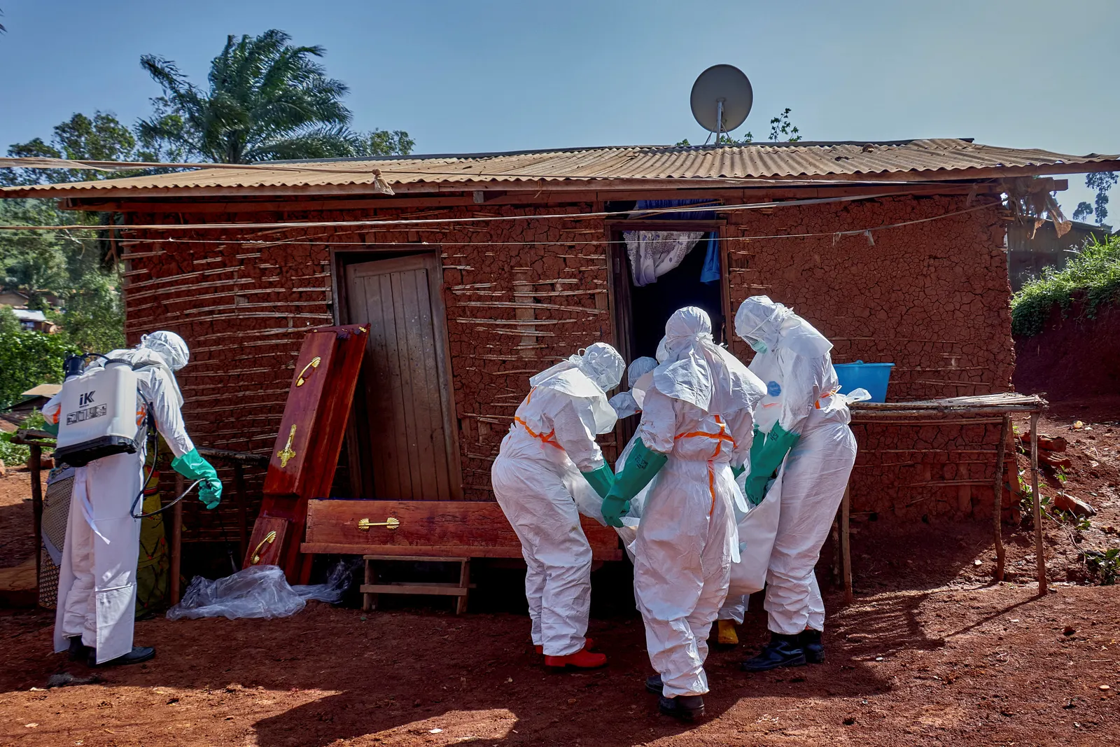 A cracked coffin, a funeral, the hunt for Ebola's patient zero