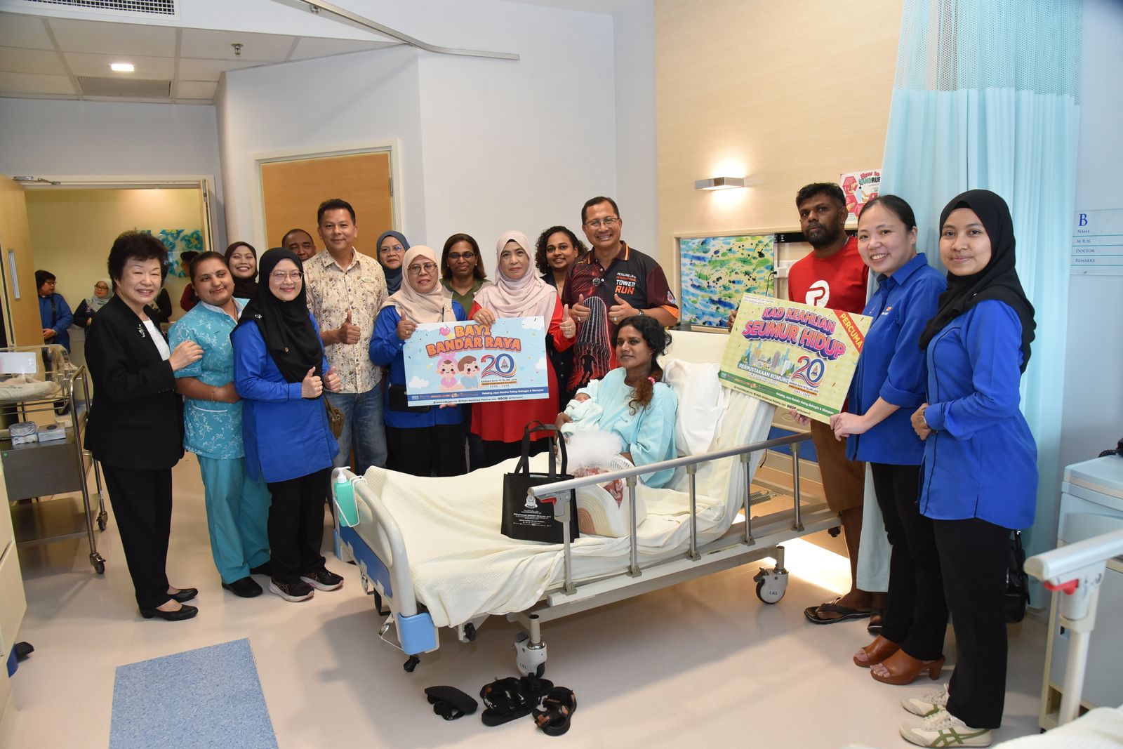 Bayi lahir pada ulang tahun ke-20 Bandar Raya Petaling Jaya dirai MBPJ