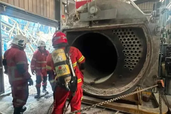 Pekerja maut dalam kebakaran dandang kilang besi