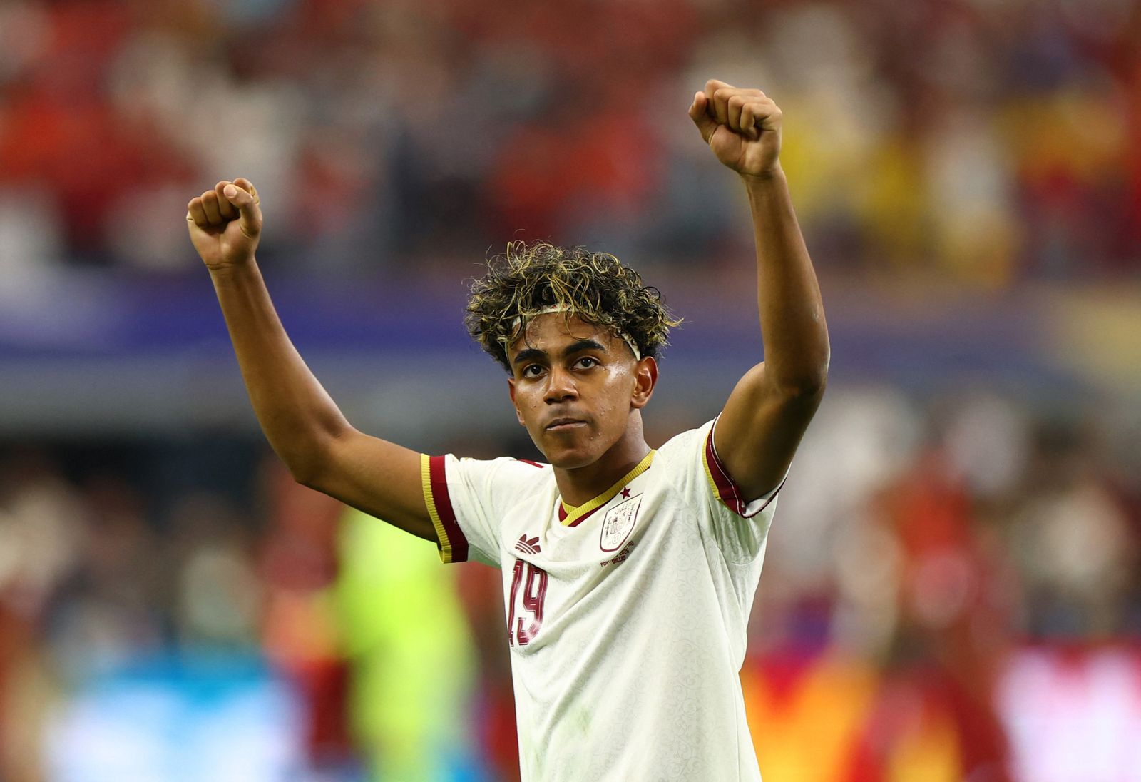 De la Fuente sings Lamine's praises as Spain reach World Cup quarter-finals