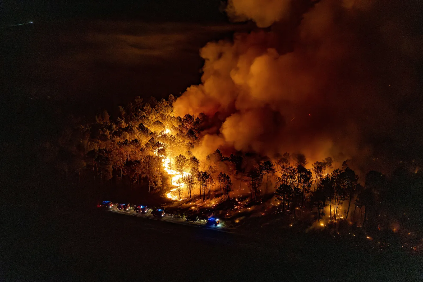 France, Spain fight to contain wildfires as temperatures soar again