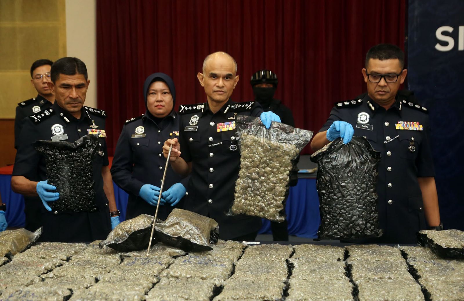 Selangor police seize cannabis worth RM19.82m at KLIA, seven arrested