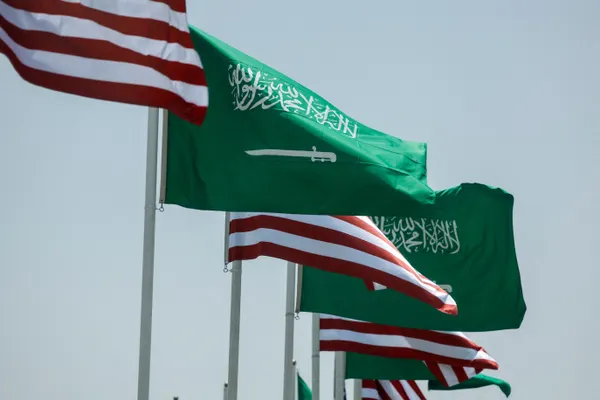 Trump says he won't proceed with nuclear deal unless Saudis join Abraham Accords