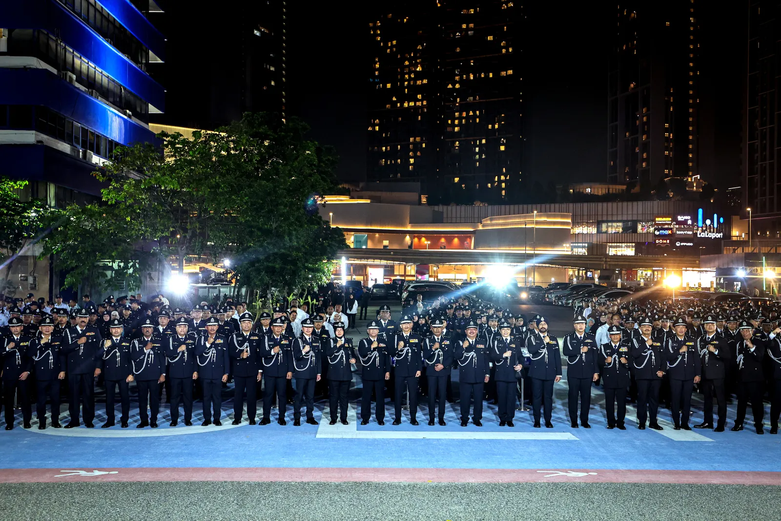 Polis KL adakan perhimpunan bulanan waktu malam, cerminkan tugas 24 jam