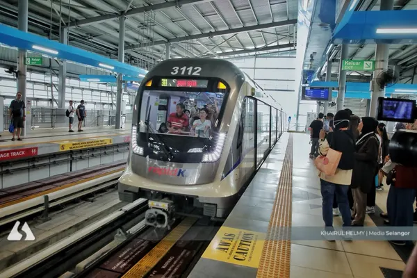 Free LRT3 rides extended for two weeks until August 14