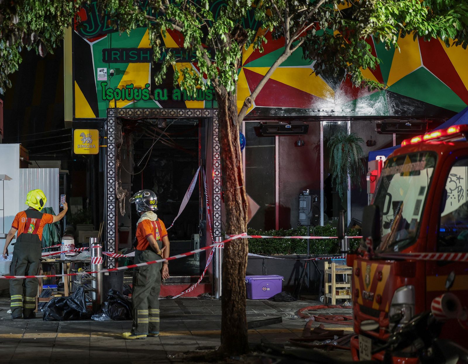 Cops probe possible negligence in deadly Bangkok bar fire