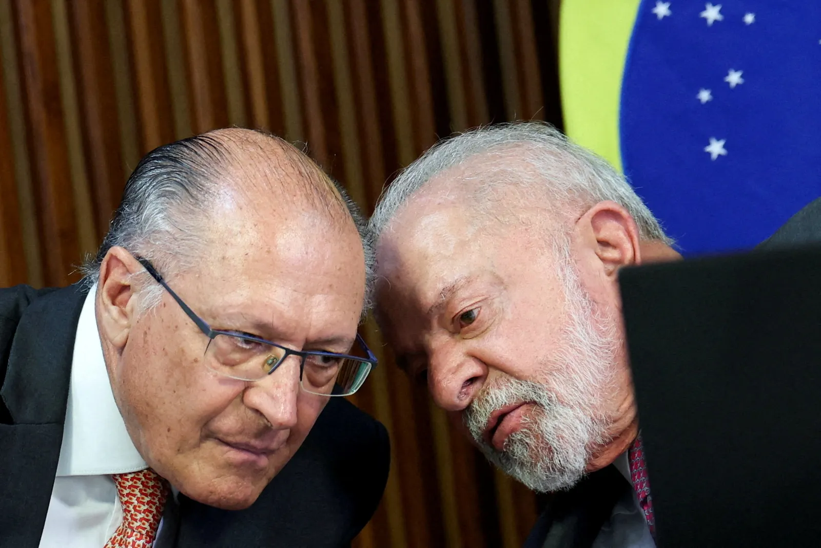 Brazil vows to hit back after Trump imposes 25 pct tariffs