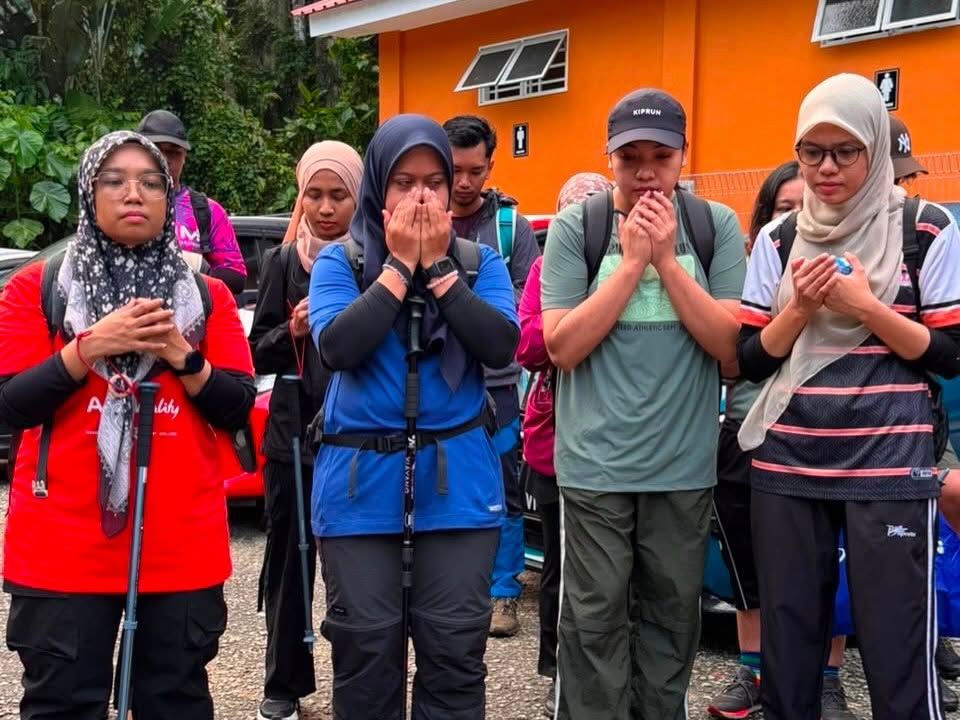 20 wanita tamat ekspedisi Women’s Trail Hiking Selangor di Lata Medang