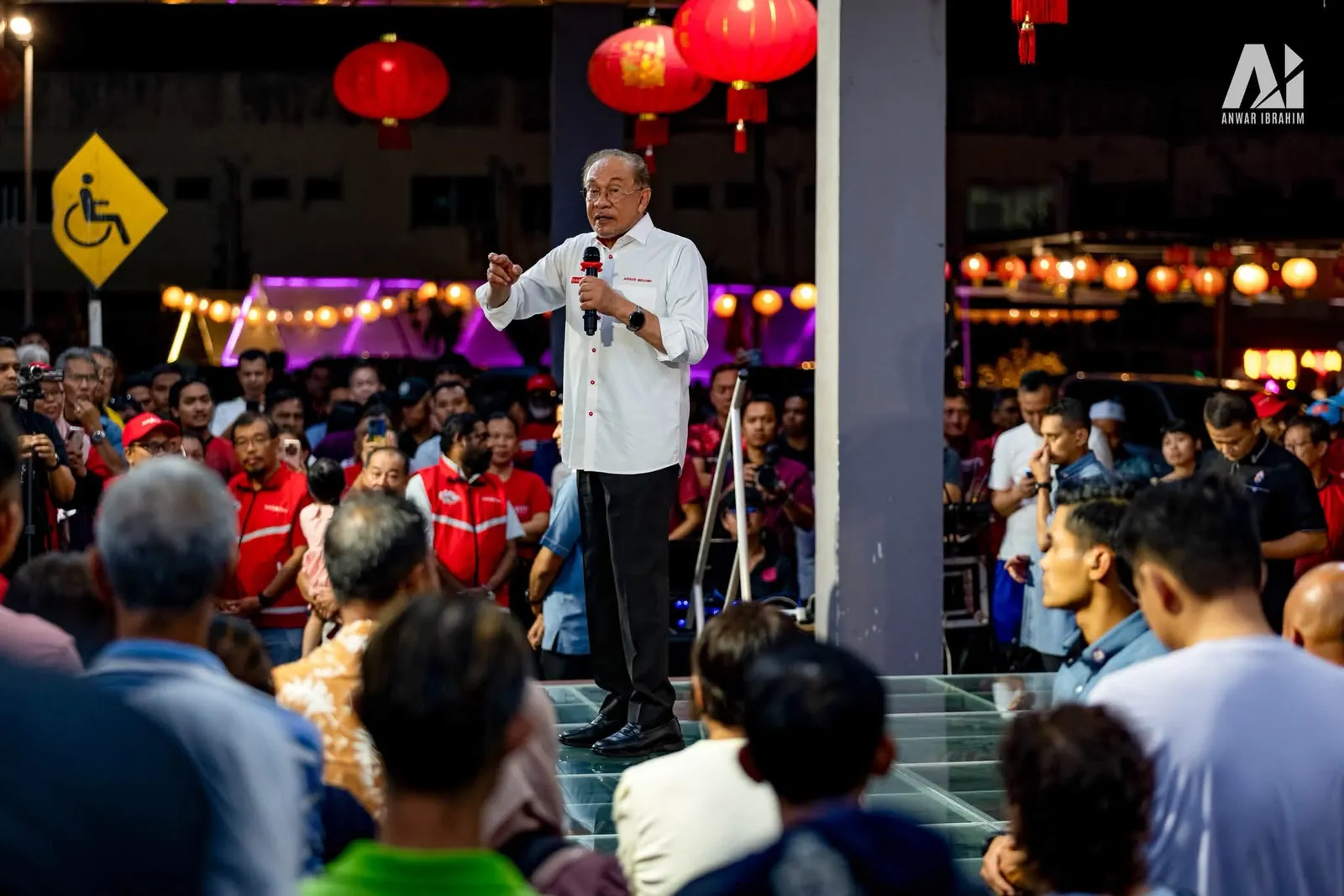 Anwar pledges to engage Premier Li Qiang over durian price slump