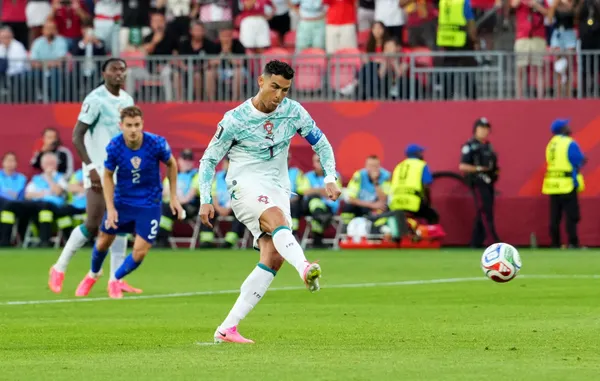 Portugal survives late Croatia scare to reach World Cup last 16