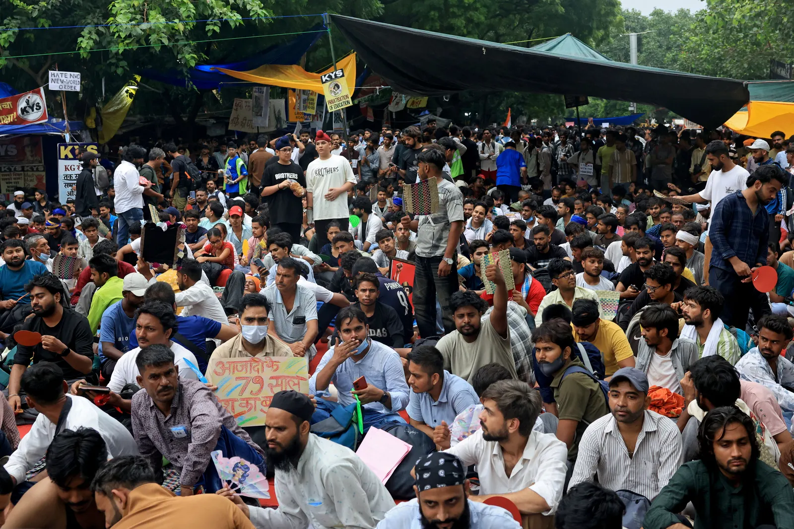 India's Modi under pressure as youth protest leaders set for more talks