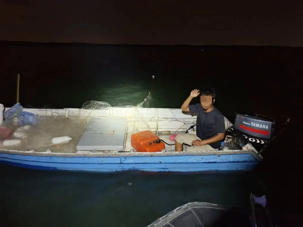 Maritim tahan warga Indonesia tangkap ikan tanpa lesen di Kapar