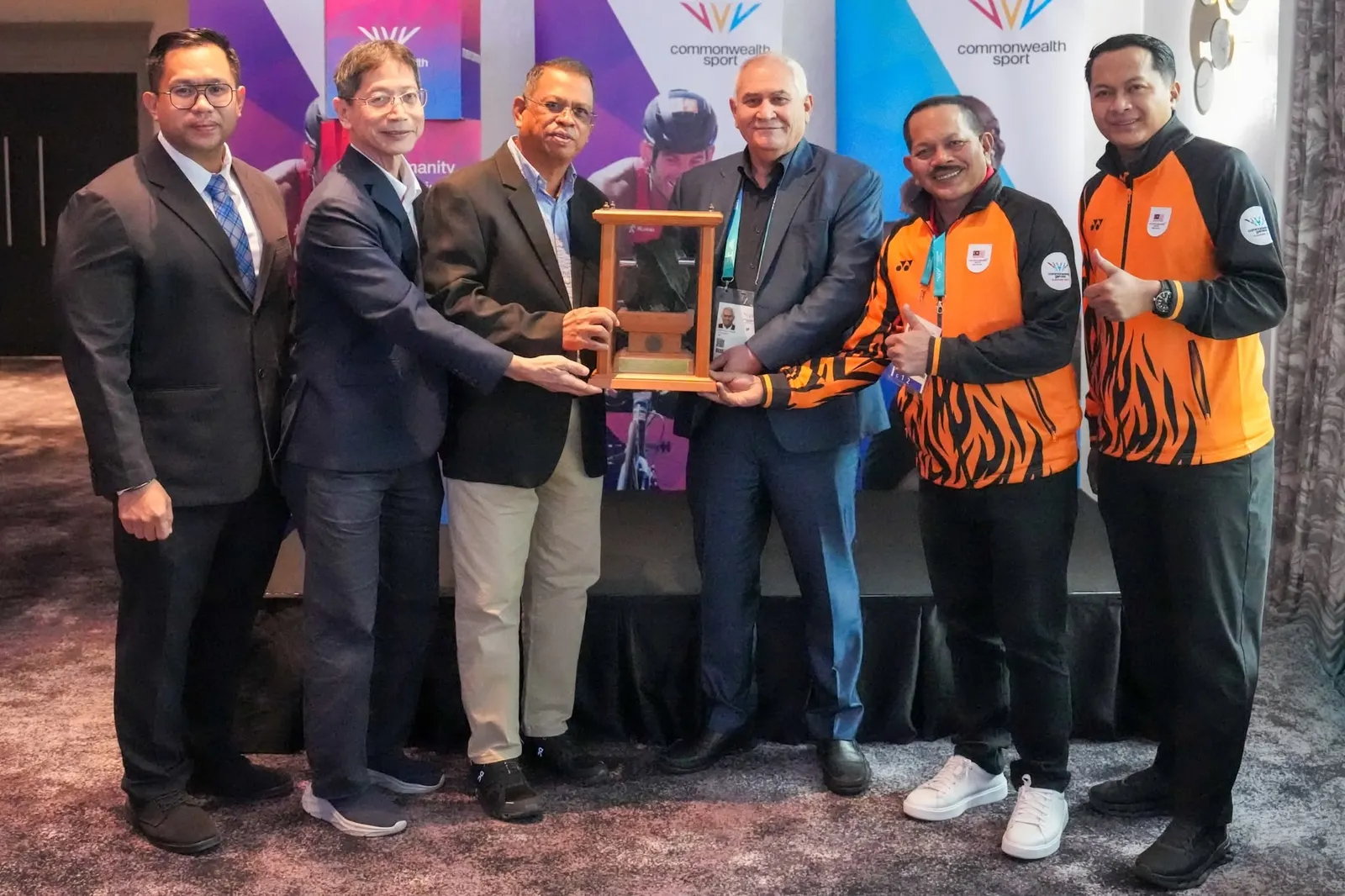 Skuad angkat berat negara dianugerahkan Trofi Trafalgar di Glasgow 2026