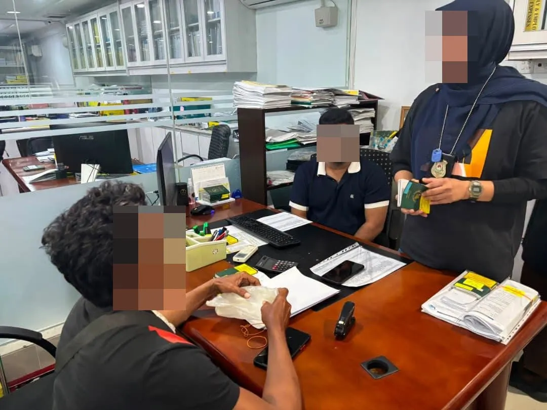 வெளிநாட்டுத் தொழிலாளர் விநியோக கும்பல் சிக்கியது;  வங்களாதேச முதலாளி உட்பட  7 பேர் கைது 